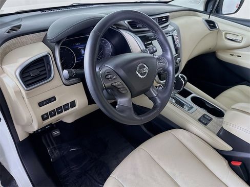 Used 2020 Nissan Murano SL w/ Moonroof Package image 19
