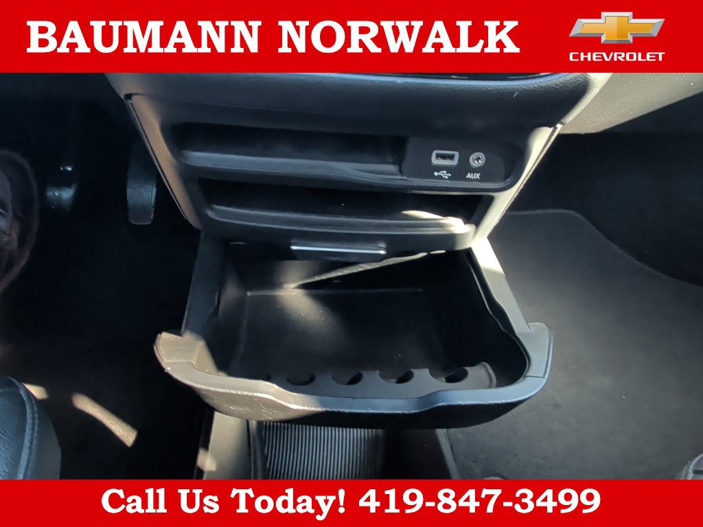 Used 2018 Chrysler Pacifica Touring-L w/ Advanced Safetytec Group FWD image 27