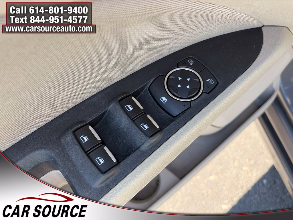 Used 2018 Ford Fusion SE FWD image 17