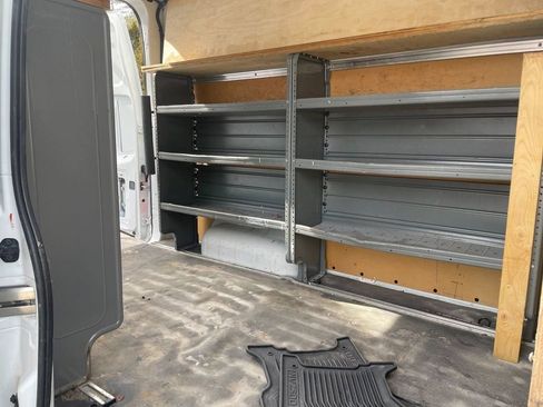 Used 2021 Nissan NV 2500 SV RWD image 28