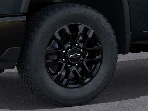 New 2026 Chevrolet Silverado 2500 LT image 9