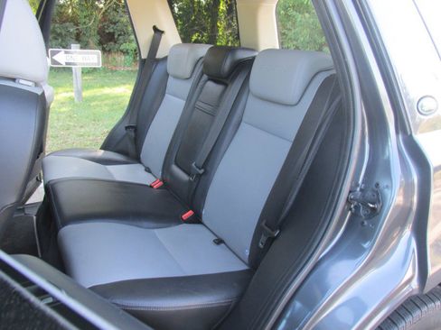 Used 2010 Land Rover LR2 HSE image 74