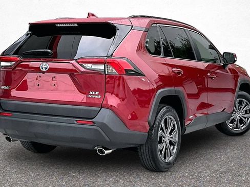 Certified 2023 Toyota RAV4 XLE Premium AWD/4WD image 9
