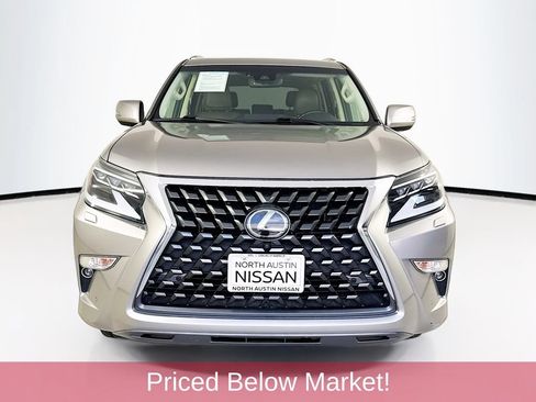 Used 2020 Lexus GX 460 Luxury w/ Accessory Package AWD/4WD image 2