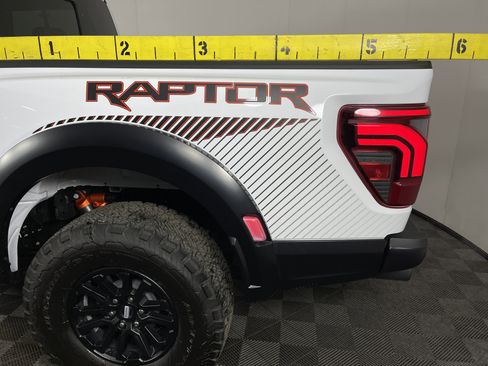 Used 2024 Ford F150 Raptor image 9