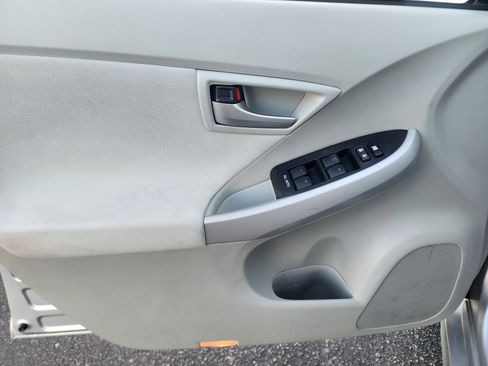 Used 2012 Toyota Prius Two image 23