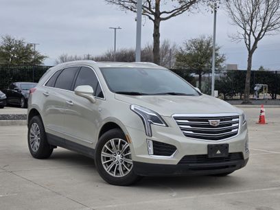 Used 2017 Cadillac XT5 Luxury w/ Driver Awareness Package