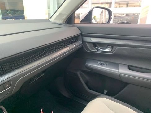Used 2024 Honda CR-V EX image 17