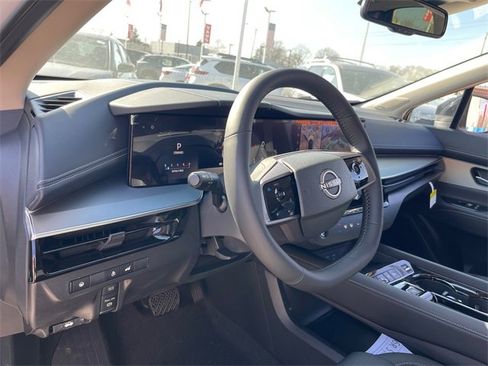 New 2025 Nissan Murano SL image 8