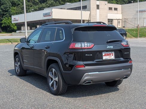 Used 2022 Jeep Cherokee Limited AWD/4WD image 6