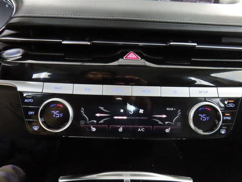 Used 2023 Genesis G80 2.5T image 29