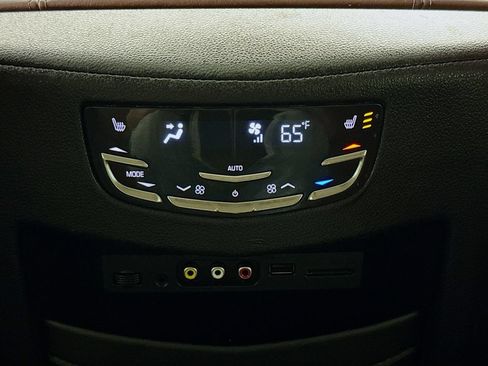 Used 2016 Cadillac Escalade Premium AWD/4WD image 26