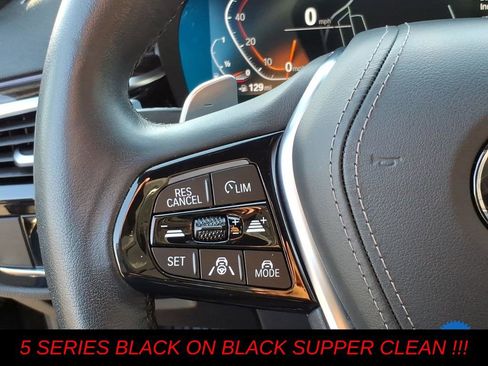 Used 2023 BMW 530i xDrive image 17