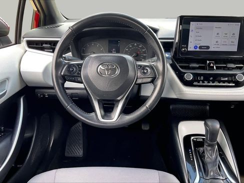 Used 2024 Toyota Corolla SE FWD image 6