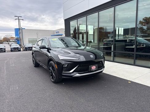 Used 2024 Buick Envista Sport Touring w/ Convenience I Package image 1