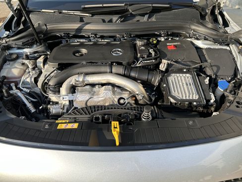 Certified 2025 Mercedes-Benz GLA 250 image 51