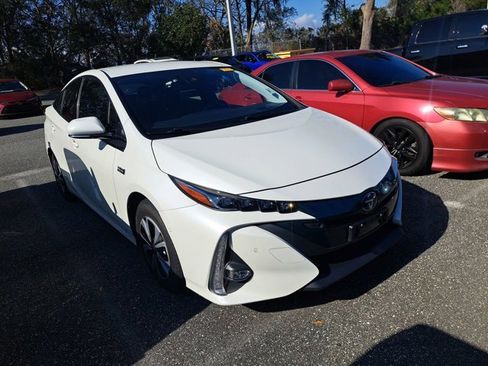 Used 2017 Toyota Prius Prime Advanced image 1