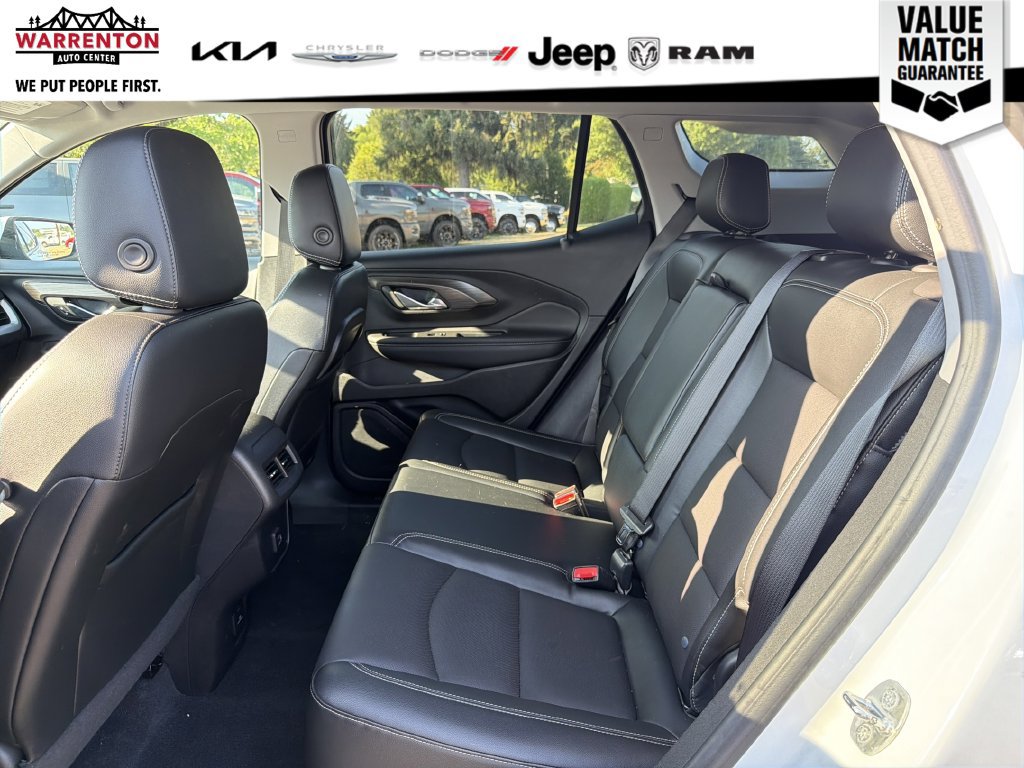 Used 2023 GMC Terrain SLT w/ Tech Package AWD/4WD image 13
