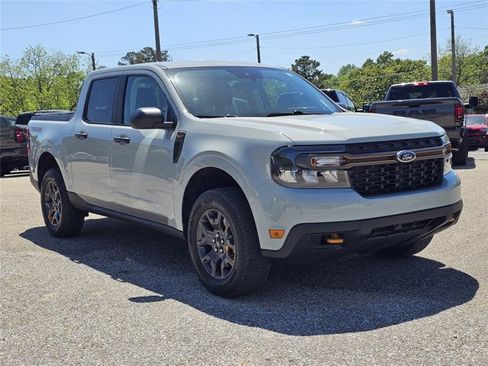 Used 2024 Ford Maverick Tremor w/ Tremor Off-Road Package AWD/4WD image 12