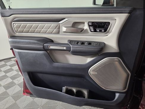 Certified 2025 RAM 1500 Tungsten AWD/4WD image 27