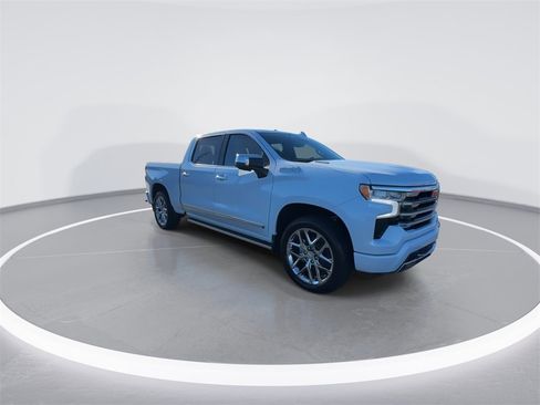 New 2026 Chevrolet Silverado 1500 High Country image 2