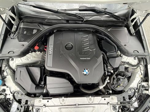 Used 2023 BMW 330i xDrive Sedan w/ M Sport Package AWD/4WD image 17