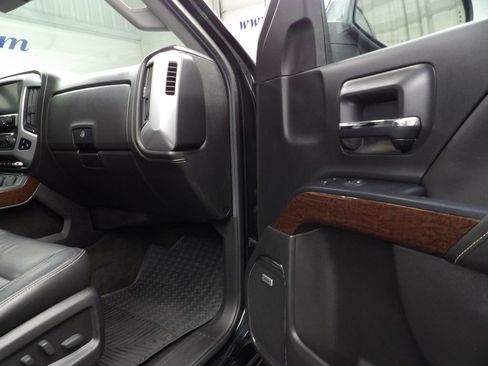Used 2018 GMC Sierra 1500 SLT AWD/4WD image 25