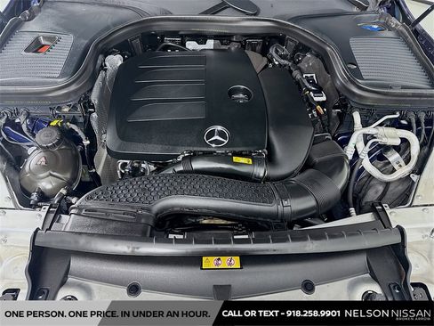 Used 2021 Mercedes-Benz GLC 300 4MATIC image 29