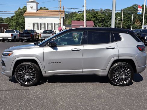Used 2022 Jeep Compass High Altitude AWD/4WD image 15