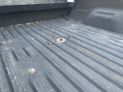 Used 2013 Ford F250 Platinum w/ FX4 Off Road Pkg image 8