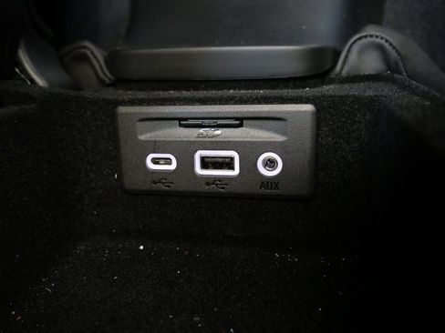 Used 2023 Chevrolet Corvette Stingray Premium Conv w/ 3LT image 16