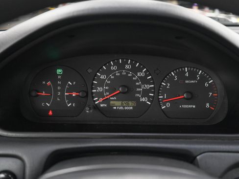 Used 2002 Toyota Solara SE FWD image 18
