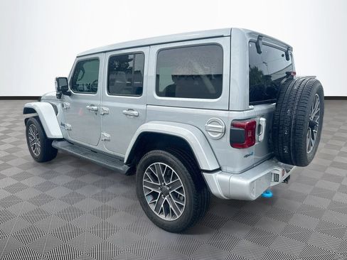 Certified 2023 Jeep Wrangler Unlimited Sahara AWD/4WD image 8