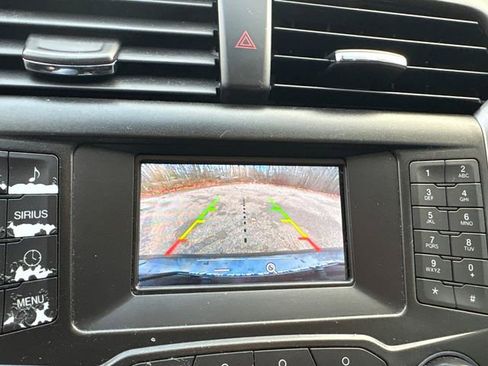 Used 2018 Ford Fusion SE image 31