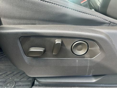 Used 2024 Chevrolet Silverado 1500 LT Trail Boss w/ Convenience Package II image 26