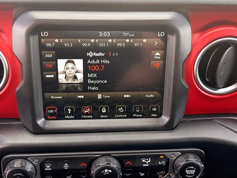 Used 2019 Jeep Wrangler Unlimited Rubicon image 28