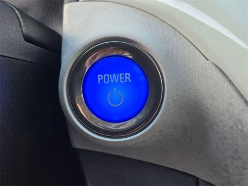 Used 2021 Chevrolet Bolt LT image 23