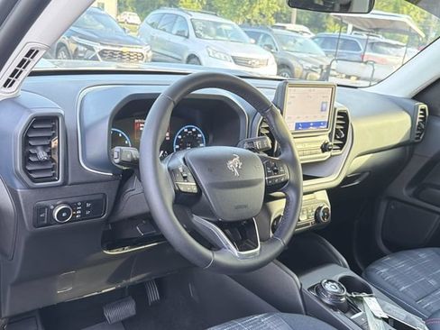 Used 2024 Ford Bronco Sport Heritage w/ Heritage Convenience Package AWD/4WD image 7
