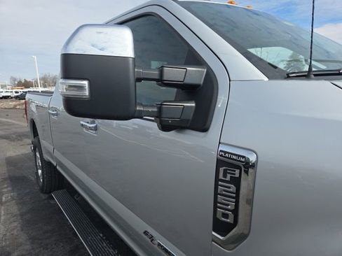 Used 2018 Ford F250 Platinum w/ Platinum Ultimate Package image 3