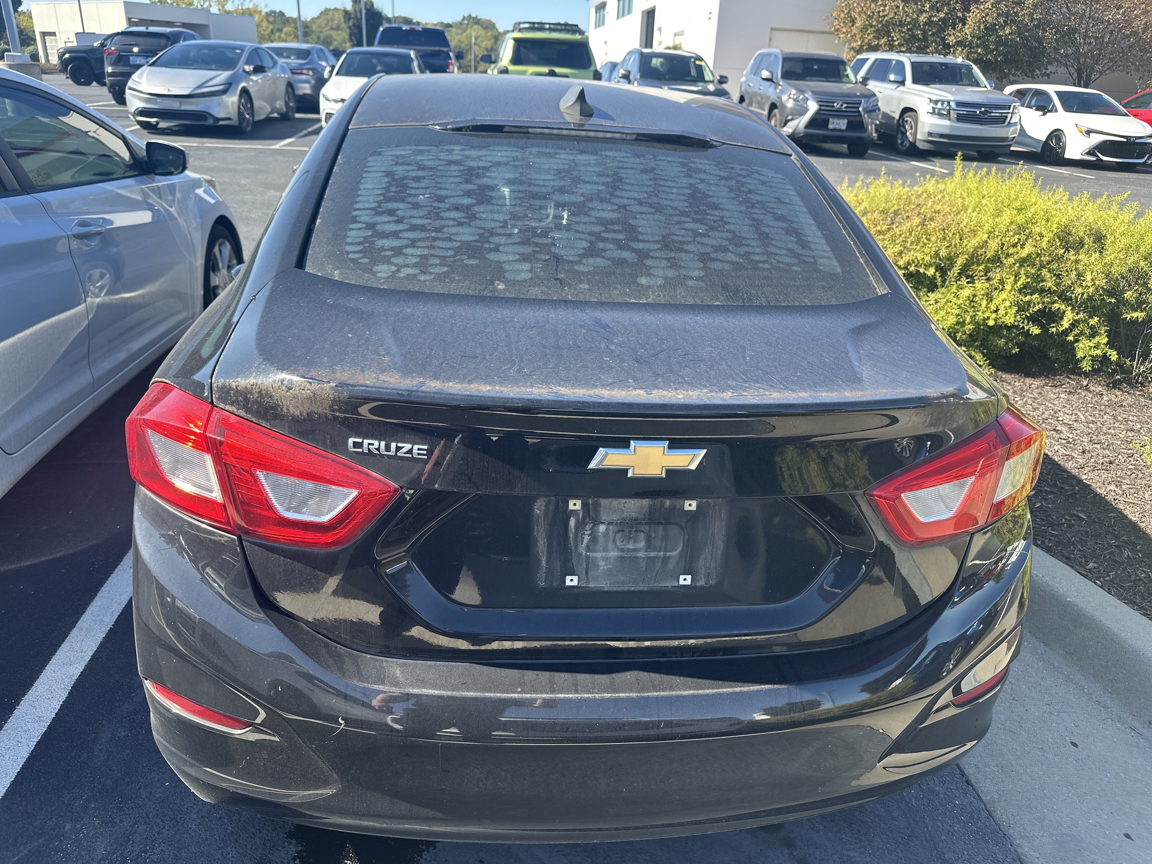 Used 2017 Chevrolet Cruze LS FWD image 8