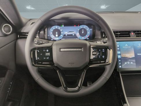 Used 2026 Land Rover Range Rover Evoque Dynamic SE image 14