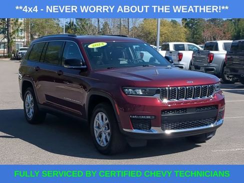 Used 2023 Jeep Grand Cherokee L Limited w/ Luxury Tech Group II image 2