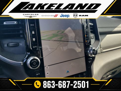 Used 2023 RAM 1500 Laramie AWD/4WD image 22