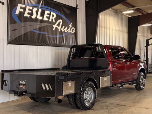 Used 2019 RAM 3500 Tradesman w/ Chrome Appearance Group AWD/4WD image 24
