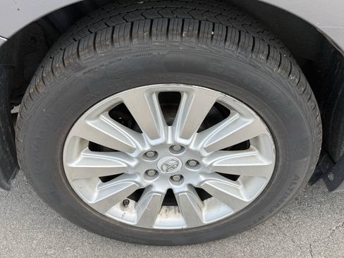 Used 2011 Toyota Sienna XLE w/ Premium Pkg AWD/4WD image 29