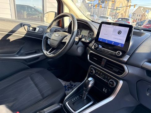 Used 2020 Ford EcoSport SE image 11
