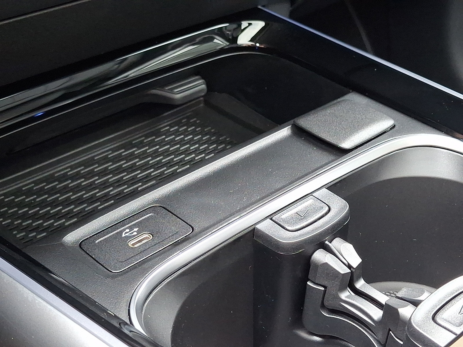 New 2026 Mercedes-Benz GLA 250 4MATIC image 19