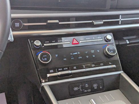 Used 2024 Hyundai Santa Fe XRT image 20