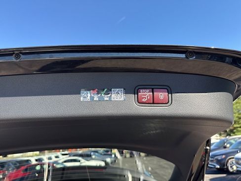 Used 2026 Mercedes-Benz GLC 300 4MATIC image 27