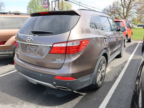 Used 2015 Hyundai Santa Fe GLS w/ Option Group 03 AWD/4WD image 5
